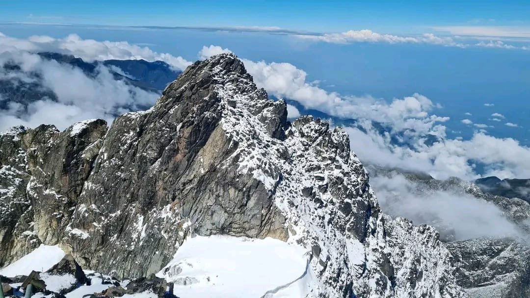 Rwenzori Mountains hiking adventure Uganda